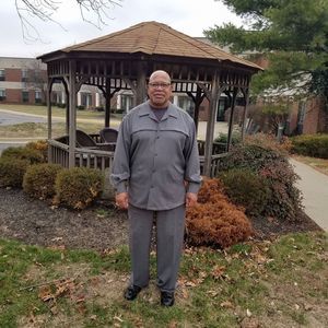 Meet your Posher, Larry